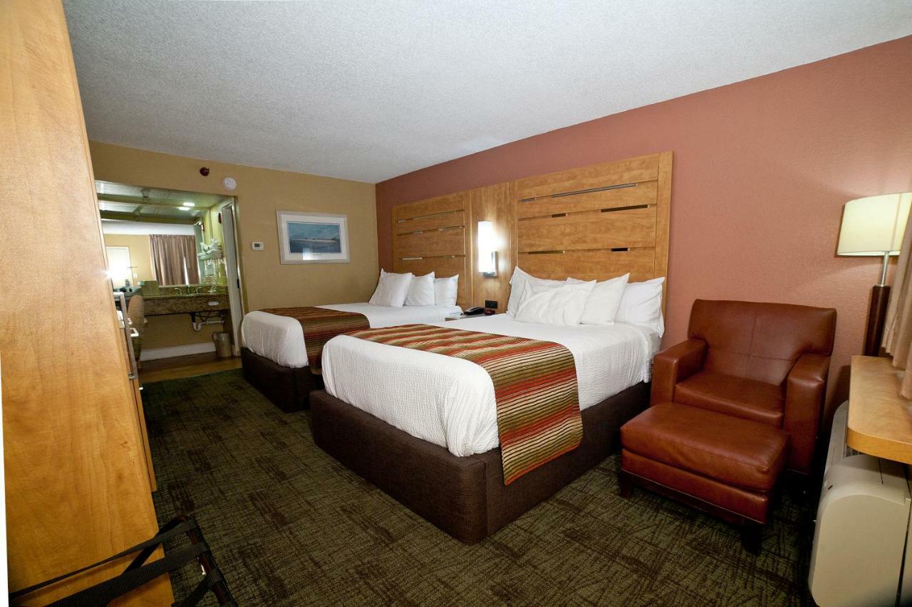 Desoto Beach Hotel Tybee Island Exterior photo